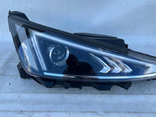 Laden Sie das Bild in den Galerie-Viewer, Frontscheinwerfer Hyundai Elantra 92102-F2 LED Rechts Scheinwerfer Headlight