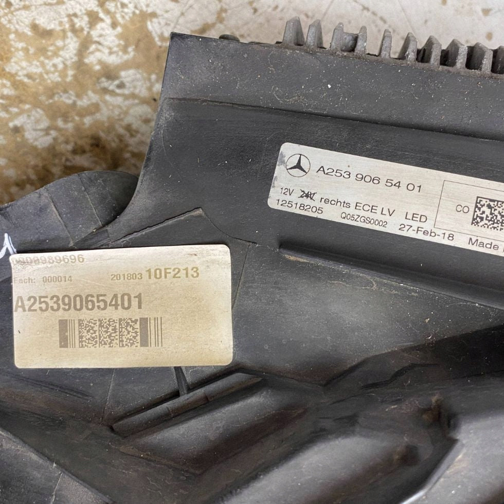 Frontscheinwerfer Mercedes-Benz Glc C253 X253 A2539065401 Rechts Headlight SCH6524714742qu