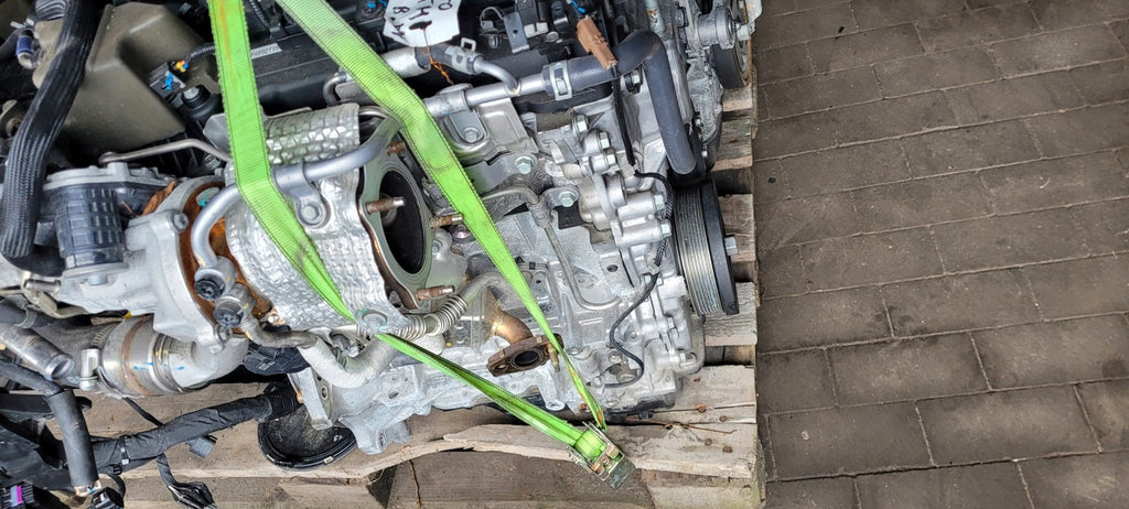 Motor Hyundai Kia G4FT 1.6 TGDI 10TKm Benzin Engine Unkomplett