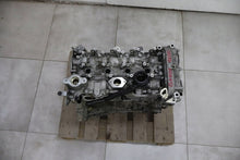 Laden Sie das Bild in den Galerie-Viewer, Motor Mercedes-Benz W176 W246 270910 1.6 CGI 153PS 2012 Benzin Engine Unkomplett MOT9628799128mc