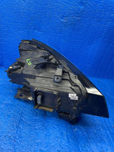 Laden Sie das Bild in den Galerie-Viewer, Frontscheinwerfer Audi Q2 81A941033 Full LED Links Scheinwerfer Headlight