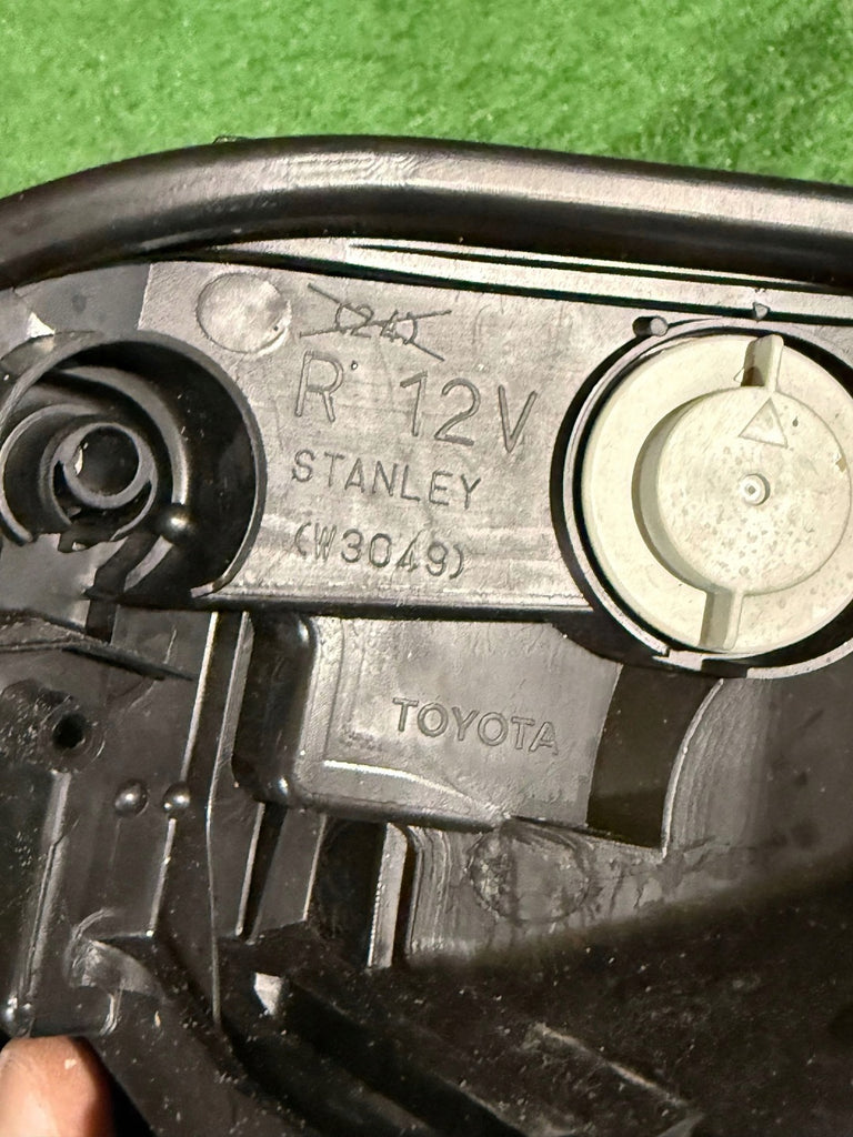 Frontscheinwerfer Toyota CSC24152 Ein Satz Scheinwerfer Headlight SCH6997403640th