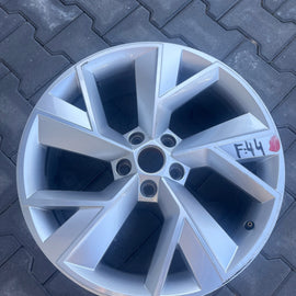 1x Alufelge 19 Zoll 7.0