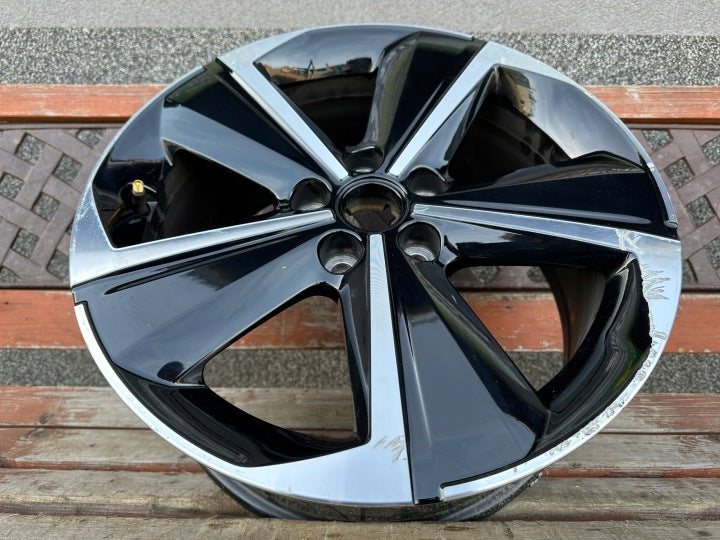 1x Alufelge 17 Zoll 7.5" 5x108 44ET Glanz Schwarz 9847065380 Opel Astra L FEL4308211162nj