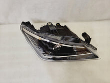 Laden Sie das Bild in den Galerie-Viewer, Frontscheinwerfer Seat Ibiza I 6J1941754K Xenon Rechts Scheinwerfer Headlight