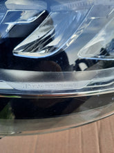 Laden Sie das Bild in den Galerie-Viewer, Frontscheinwerfer Mercedes-Benz Sprinter A9109065700 Full LED Links Headlight