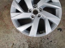Laden Sie das Bild in den Galerie-Viewer, 1x Alufelge 18 Zoll 7.0" 5x112 43ET 5NN601025P VW Tiguan Rim Wheel FEL8342359855qd