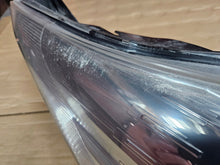 Laden Sie das Bild in den Galerie-Viewer, Frontscheinwerfer Toyota Avensis Rechts Scheinwerfer Headlight SCH5186069510ix