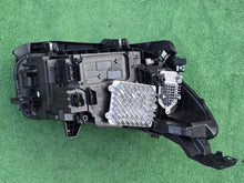 Laden Sie das Bild in den Galerie-Viewer, Frontscheinwerfer Opel Grandland 9840304280 Full LED Rechts oder Links SCH3840375850jf