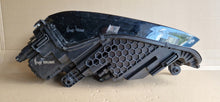 Laden Sie das Bild in den Galerie-Viewer, Frontscheinwerfer VW Touareg 761941082R Full LED Rechts Scheinwerfer Headlight SCH1238893245bl