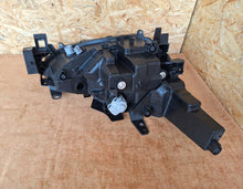 Laden Sie das Bild in den Galerie-Viewer, Frontscheinwerfer Mazda Cx5 KB8N51040K LED Ein Stück (Rechts oder Links)