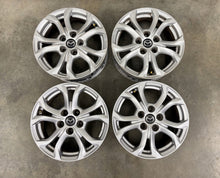 Load image into Gallery viewer, 4x Alufelge 16 Zoll 6.5" 5x114.3 50ET Matt Silber 9965F36560 Mazda Cx-3 FEL2207914388dc