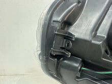 Load image into Gallery viewer, Frontscheinwerfer Citroën C1 II 811100H170 Rechts Scheinwerfer Headlight