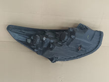 Laden Sie das Bild in den Galerie-Viewer, Frontscheinwerfer Hyundai Ix35 92101-2Y Links Scheinwerfer Headlight SCH3246035684wh