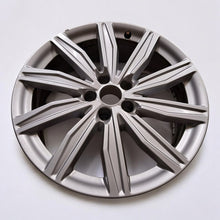 Load image into Gallery viewer, 1x Alufelge 19 Zoll 8.0&quot; 5x112 39ET 4K0601025 Audi A6 C8 Rim Wheel