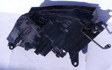 Laden Sie das Bild in den Galerie-Viewer, Frontscheinwerfer Skoda Enyaq 5LB941016A LED Rechts Scheinwerfer Headlight