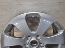 Laden Sie das Bild in den Galerie-Viewer, 1x Alufelge 17 Zoll 7.0&quot; 5x120 41ET Glanz Silber 13235010 Opel Insignia A