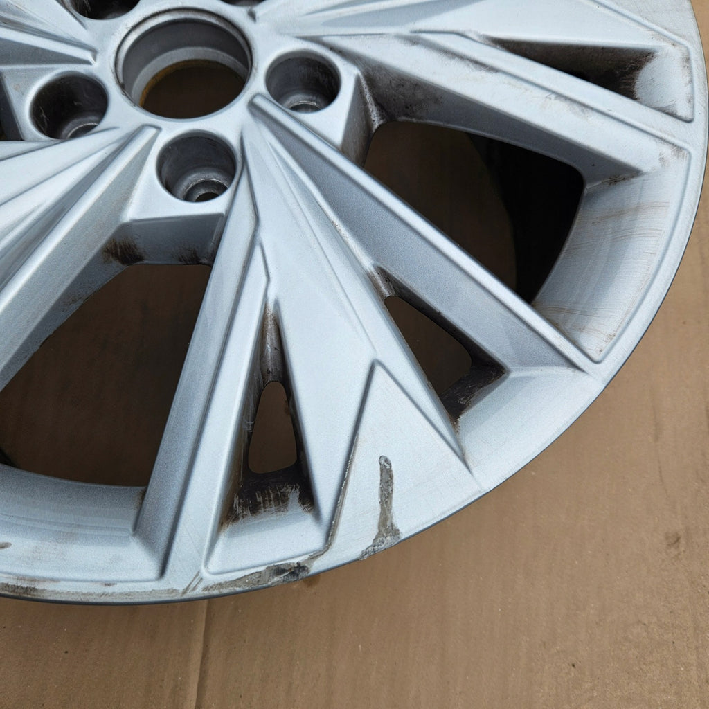 1x Alufelge 17 Zoll 8.0" 5x112 46ET Glanz Silber 8Y0601025D Audi A3 Rim Wheel FEL2561361556ew