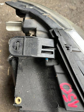 Load image into Gallery viewer, Frontscheinwerfer BMW E81 E87 7170291-06 Xenon Links Scheinwerfer Headlight SCH6131787571cm