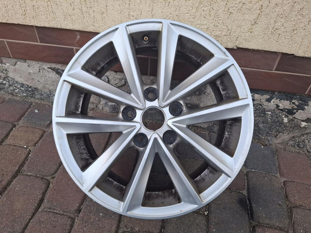 1x Alufelge 16 Zoll 6.5" 5x114.3 41ET Renault Megane Iv Rim Wheel