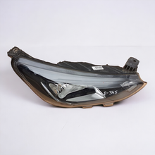 Laden Sie das Bild in den Galerie-Viewer, Frontscheinwerfer Ford Focus MX7-13E014-CC LED Rechts Scheinwerfer Headlight