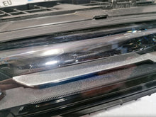Laden Sie das Bild in den Galerie-Viewer, Frontscheinwerfer BMW 9879936 5A5F5C4 LED Rechts Scheinwerfer Headlight SCH9118079322co