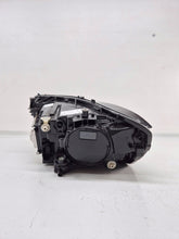 Laden Sie das Bild in den Galerie-Viewer, Frontscheinwerfer Mercedes-Benz Cla X118 C118 A1189068600 Rechts Headlight SCH9262407083qh