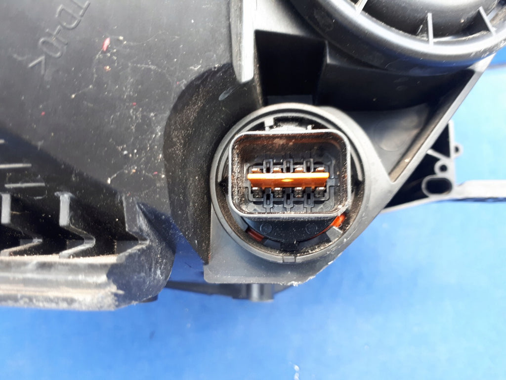 Frontscheinwerfer Kia Venga 92102-1P000 Links Scheinwerfer Headlight