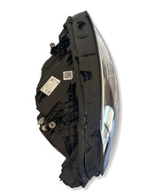 Laden Sie das Bild in den Galerie-Viewer, Frontscheinwerfer Mercedes-Benz Gla H247 A2479064204 LED Rechts Headlight SCH4868812069ce