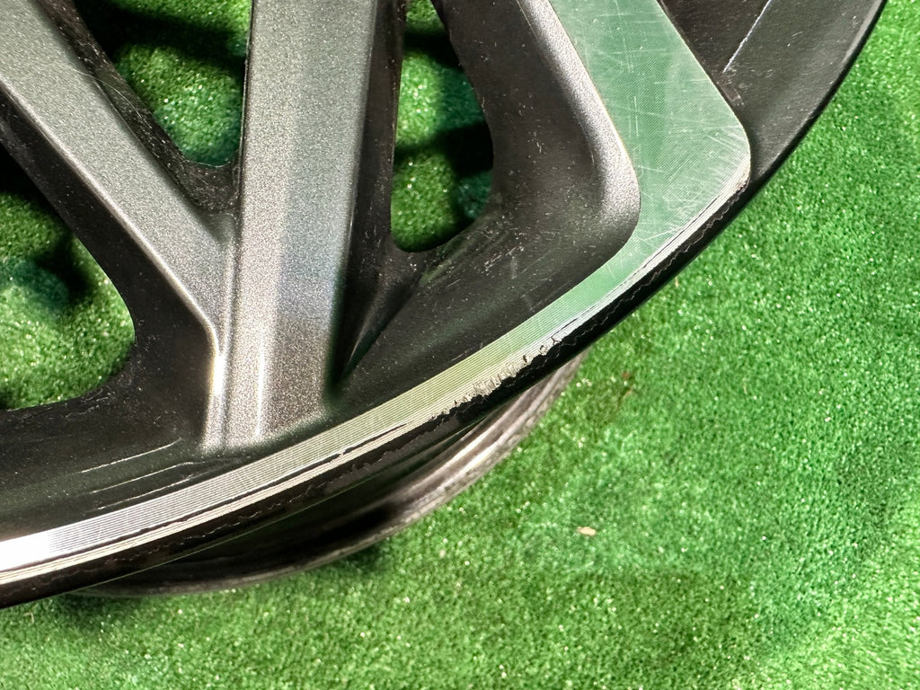 1x Alufelge 18 Zoll 7.5" 5x114.3 50ET 52910-CM300 Hyundai Kona Rim Wheel