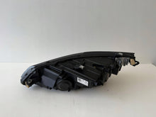 Load image into Gallery viewer, Frontscheinwerfer VW Golf VIII 5H1941006 LED Rechts Scheinwerfer Headlight SCH9834970698km