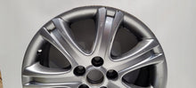 Laden Sie das Bild in den Galerie-Viewer, 1x Alufelge 17 Zoll 7.5&quot; 5x114.3 45ET TD320-80230 Lexus Rim Wheel