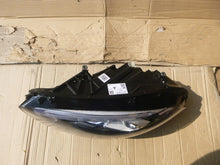 Laden Sie das Bild in den Galerie-Viewer, Frontscheinwerfer Mercedes-Benz W177 A1779064703 Links Scheinwerfer Headlight SCH2634105584uk