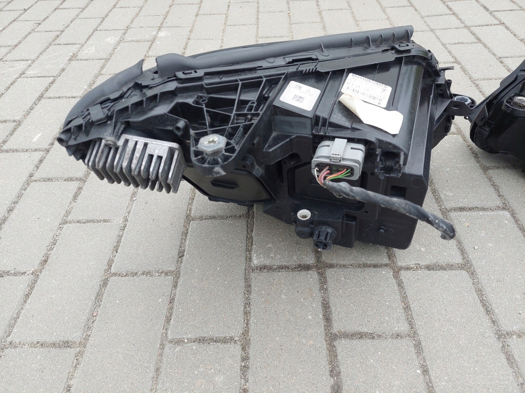 Frontscheinwerfer Mercedes-Benz W205 A2059062704 LED Rechts oder Links SCH3433168177ht