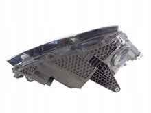 Laden Sie das Bild in den Galerie-Viewer, Frontscheinwerfer Skoda Superb III 3V1941015C 85122000 LED Links Headlight SCH2355121793ky