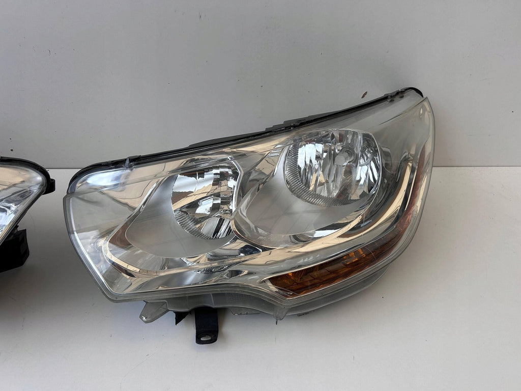 Frontscheinwerfer Citroën C4 II MCJ23820 Ein Stück (Rechts oder Links) Headlight
