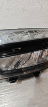Laden Sie das Bild in den Galerie-Viewer, Frontscheinwerfer Skoda Kamiq 658941015 658941016 LED Ein Satz Headlight SCH3747958727cz