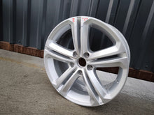 Laden Sie das Bild in den Galerie-Viewer, 1x Alufelge 17 Zoll 8.0" 5x112 1K8601025T Audi Rim Wheel FEL3405951199kk