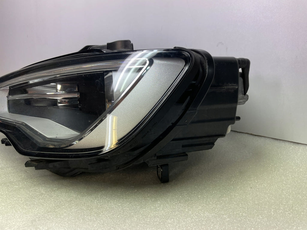 Frontscheinwerfer Audi A3 8V0941005KOD 85122000 Xenon Links Headlight SCH4207973918qz