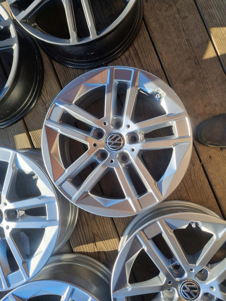 4x Alufelge 16 Zoll 7.0" 5x112 41ET 6888838 VW Golf Rim Wheel FEL2132376969mv