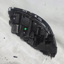 Laden Sie das Bild in den Galerie-Viewer, Frontscheinwerfer Tesla Model 3 1760888-00-E1760888-00-E LED Rechts oder Links