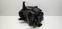 Laden Sie das Bild in den Galerie-Viewer, Frontscheinwerfer Renault Twingo III 260602593 Links Scheinwerfer Headlight SCH2741915075gw