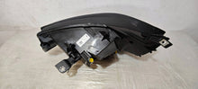 Laden Sie das Bild in den Galerie-Viewer, Frontscheinwerfer Cupra Born 10F941008 Rechts Scheinwerfer Headlight SCH1705241529gg