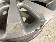 Laden Sie das Bild in den Galerie-Viewer, 1x Alufelge 17 Zoll 7.0&quot; 5x115 44ET OP044K1 Opel Astra Rim Wheel