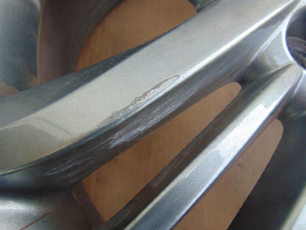 1x Alufelge 17 Zoll 6.5" 5x114.3 Glanz Silber 52910-2Y650 Hyundai Ix35 Rim Wheel