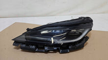 Laden Sie das Bild in den Galerie-Viewer, Frontscheinwerfer Tesla Model 3 176088800F Links Scheinwerfer Headlight SCH8597645215yq