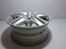 Laden Sie das Bild in den Galerie-Viewer, 1x Alufelge 17 Zoll 7.0" 5x100 43ET 6J0601025Q Seat Ibiza I V Rim Wheel FEL3534022991do