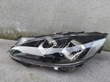 Laden Sie das Bild in den Galerie-Viewer, Frontscheinwerfer Ford Kuga LV4B-13E017-AN Links Scheinwerfer Headlight SCH2703286161sl