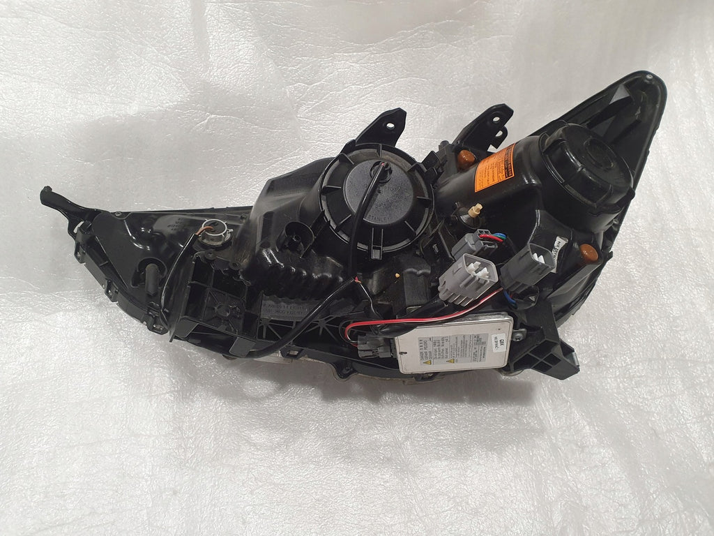 Frontscheinwerfer Mitsubishi Colt Xenon Ein Stück (Rechts oder Links) Headlight