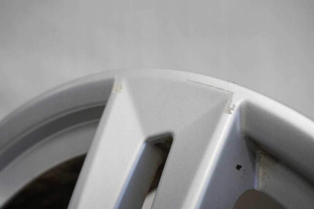 1x Alufelge 17 Zoll 7.0" 5x112 42ET Glanz Silber 8W0601025P Audi A4 B9 Rim Wheel FEL3206109765us